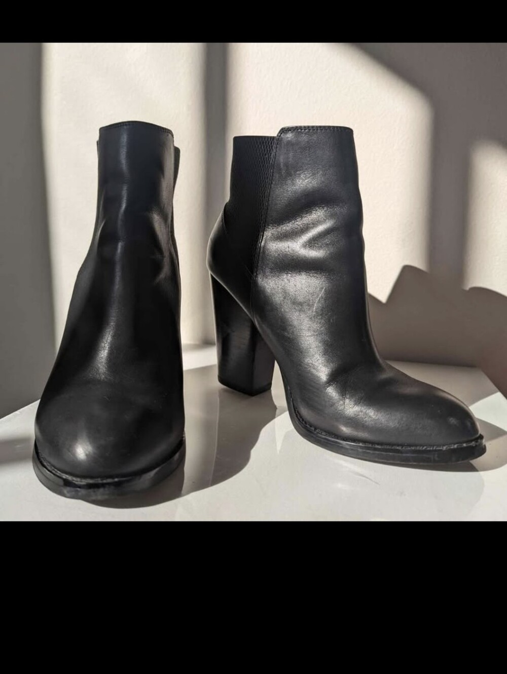 Women’s Black Aldo Leather Block Heel Ankle Boots - Picture 2 of 5